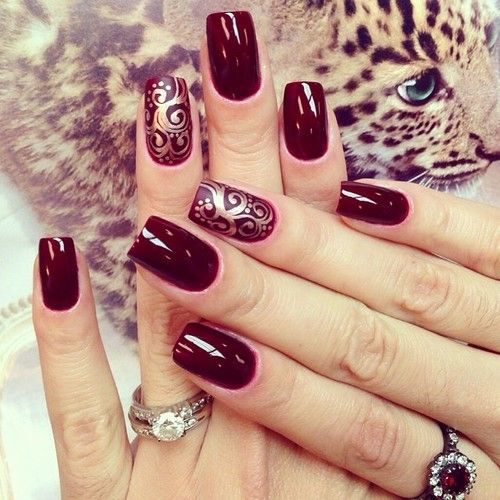Classy burgundy nail designs